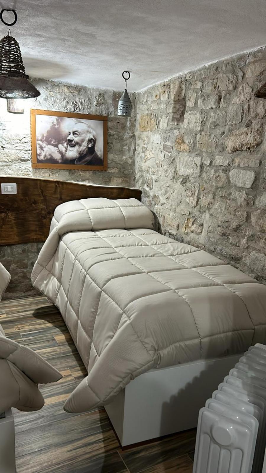 Dimora Forgione B&B - Pietrelcina Bagian luar foto