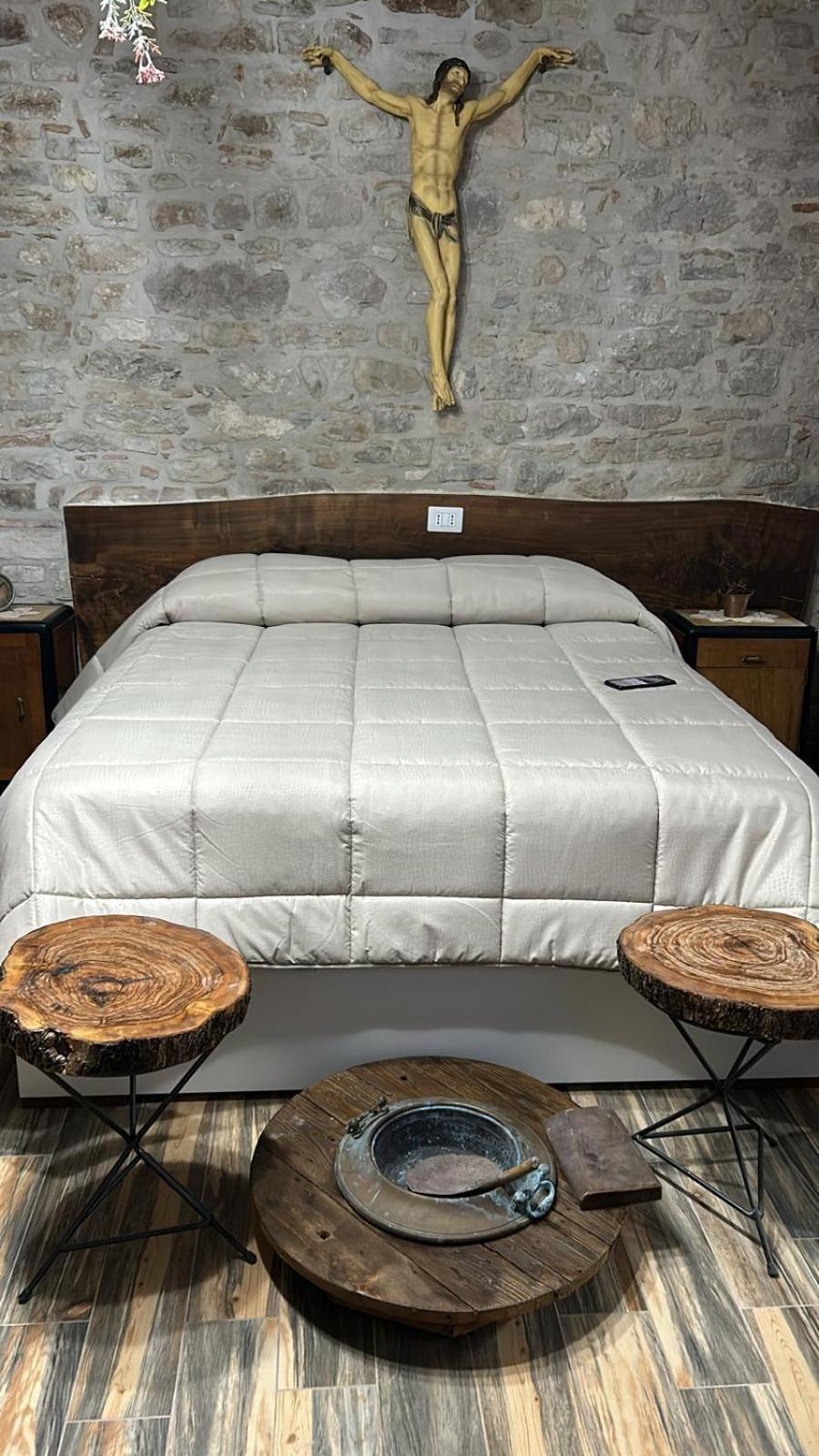Dimora Forgione B&B - Pietrelcina Bagian luar foto