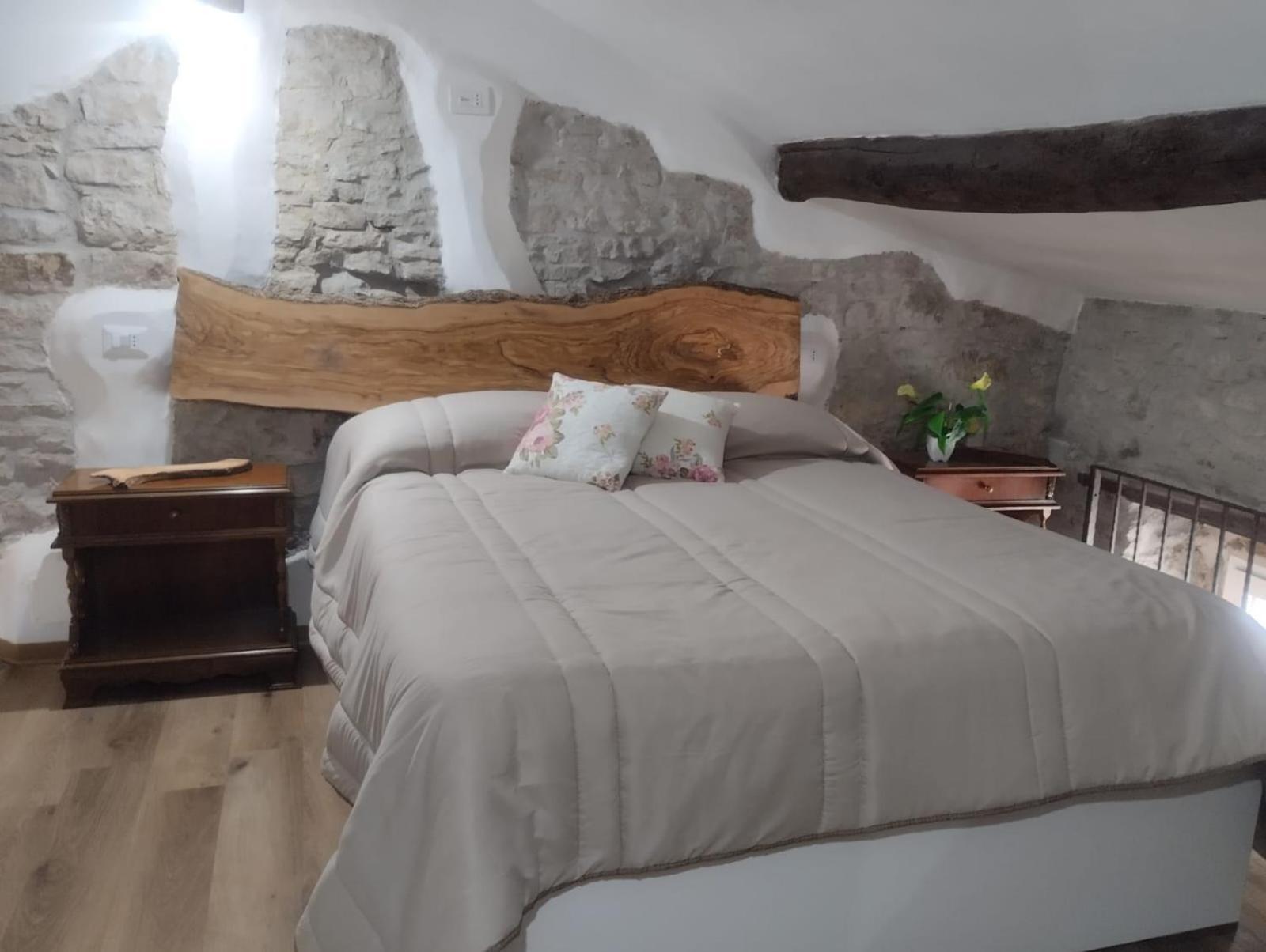 Dimora Forgione B&B - Pietrelcina Bagian luar foto