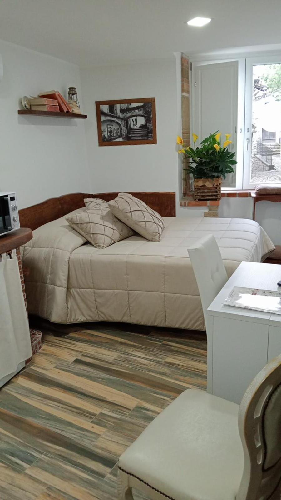 Dimora Forgione B&B - Pietrelcina Bagian luar foto