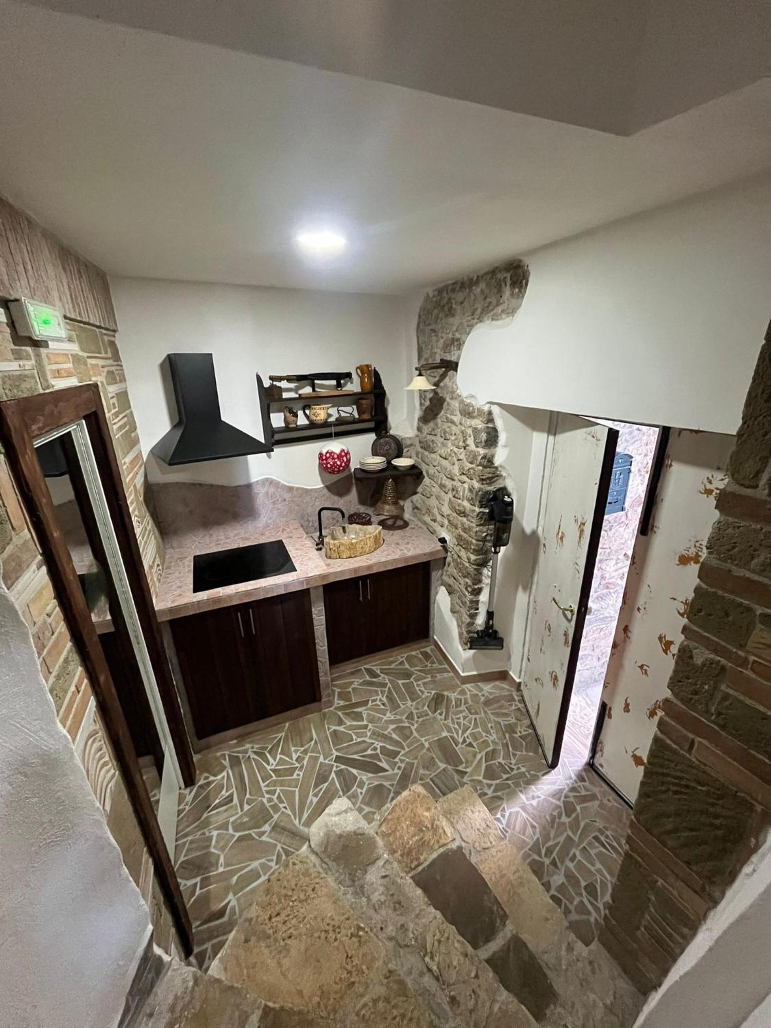 Dimora Forgione B&B - Pietrelcina Bagian luar foto